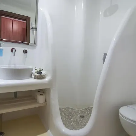 Zephyros Aparthotel Paraga (Mykonos)