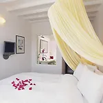 Aparthotel Zephyros Strand Paraga