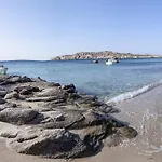 Zephyros Aparthotel 3*