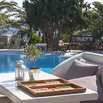 Zephyros Aparthotel 3*