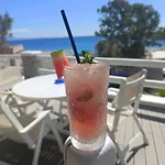 Zephyros Aparthotel 3*