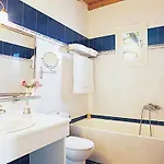 Aparthotel Zephyros Strand Paraga