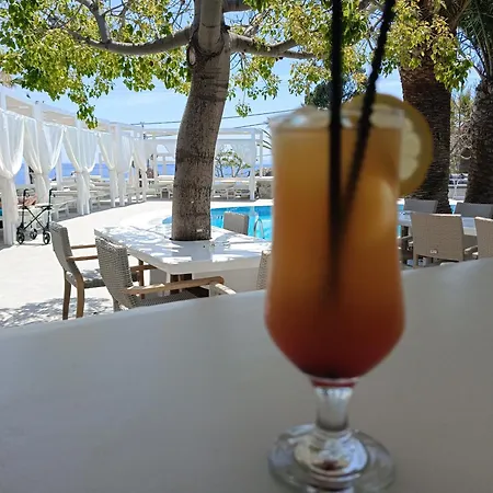 Zephyros アパートホテル パラガ