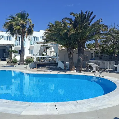 Zephyros 3* Strand Paraga