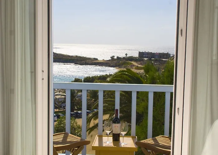 Zephyros 3* פאראגה