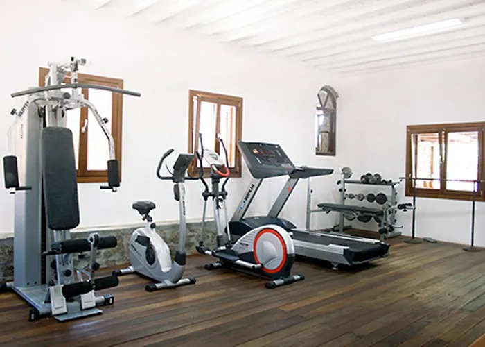 מלון דירות Zephyros 3*