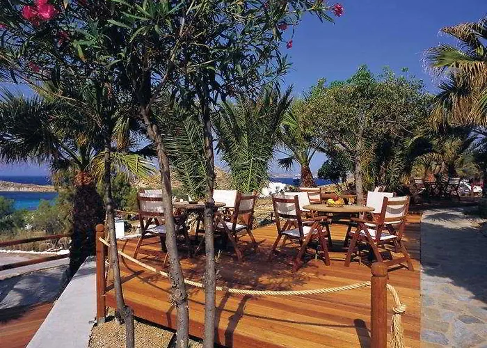 아파트호텔 제피로스 3*